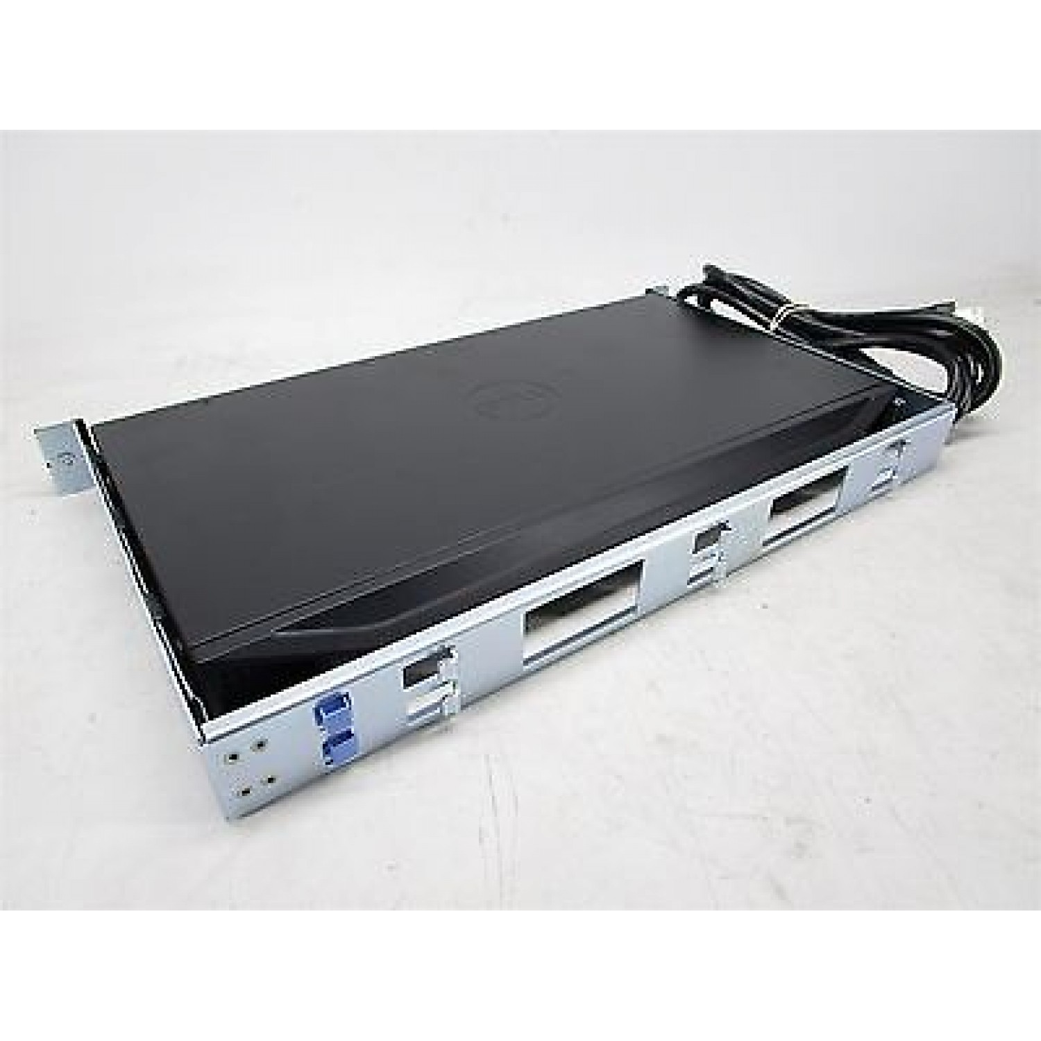 Switch KVM DELL 16porturi DP/N RMJ09 cu 2 module extensie si licenta Dell PowerEdge 8-Port FG697 Switch-uri