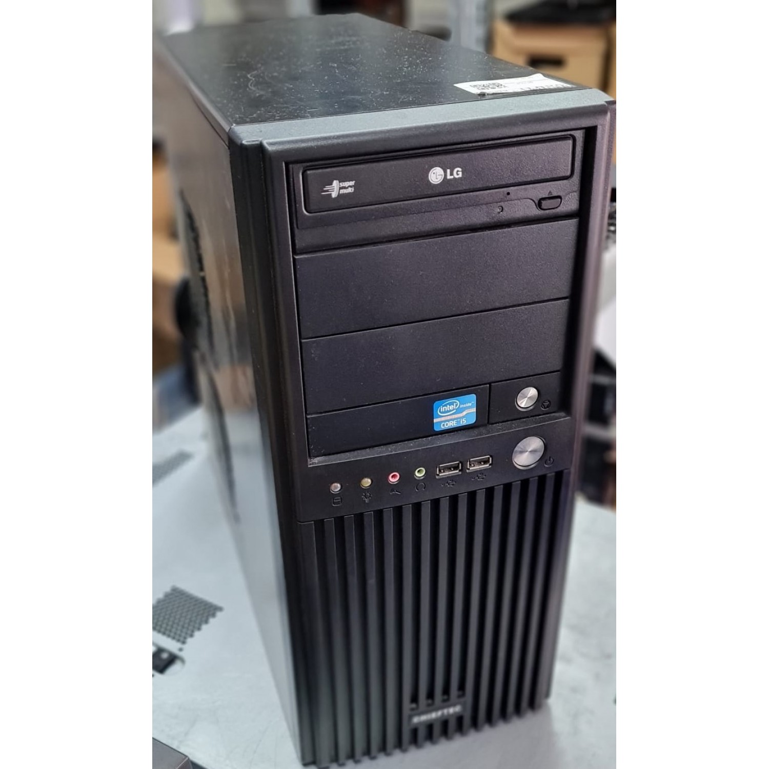 Carcasa PC tower CHIEFTEC fara sursa Alte componente PC