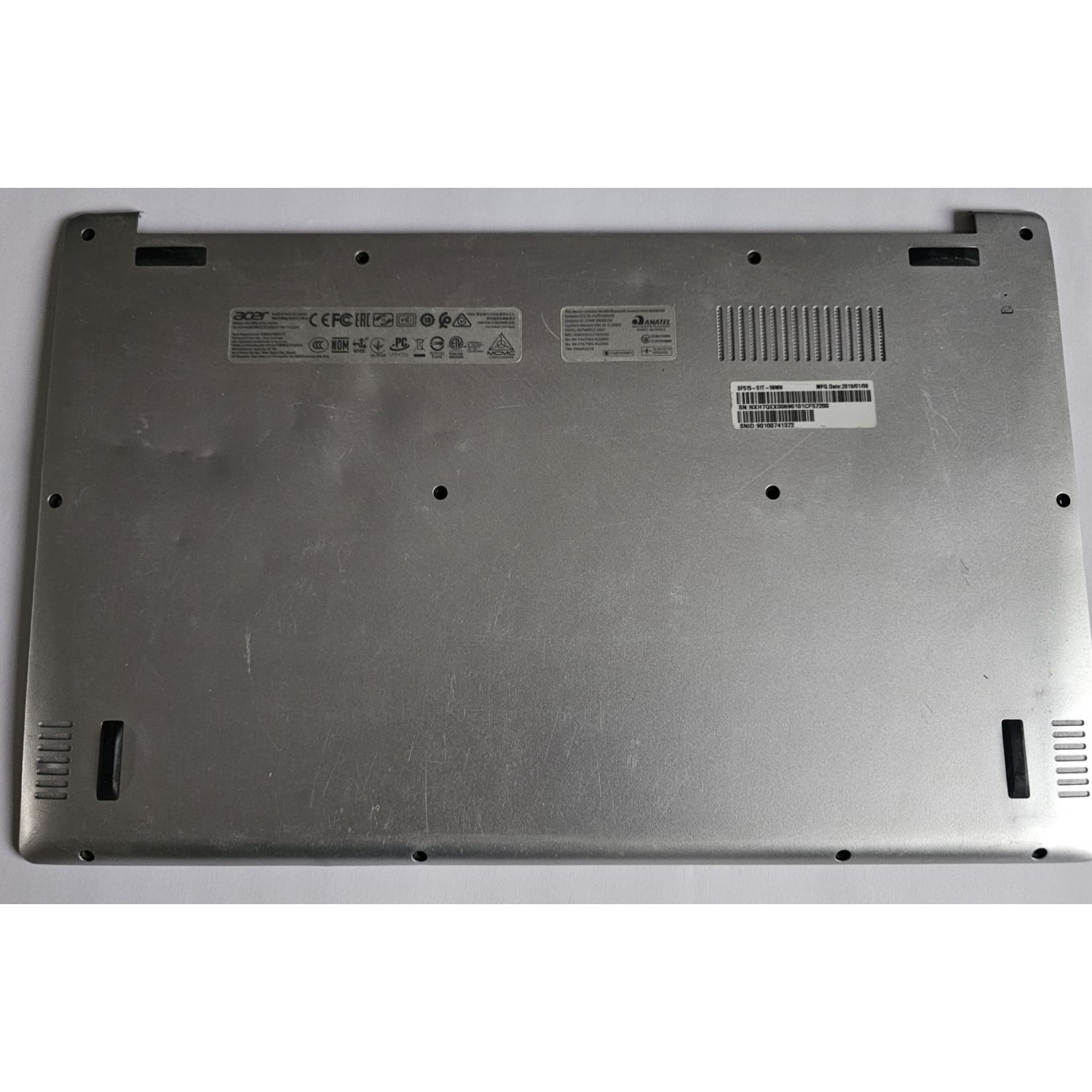 Capac Bottom case second hand Acer Swift 5 SF515-S1 SF515-51T cu mici indoituri Parti Plastic