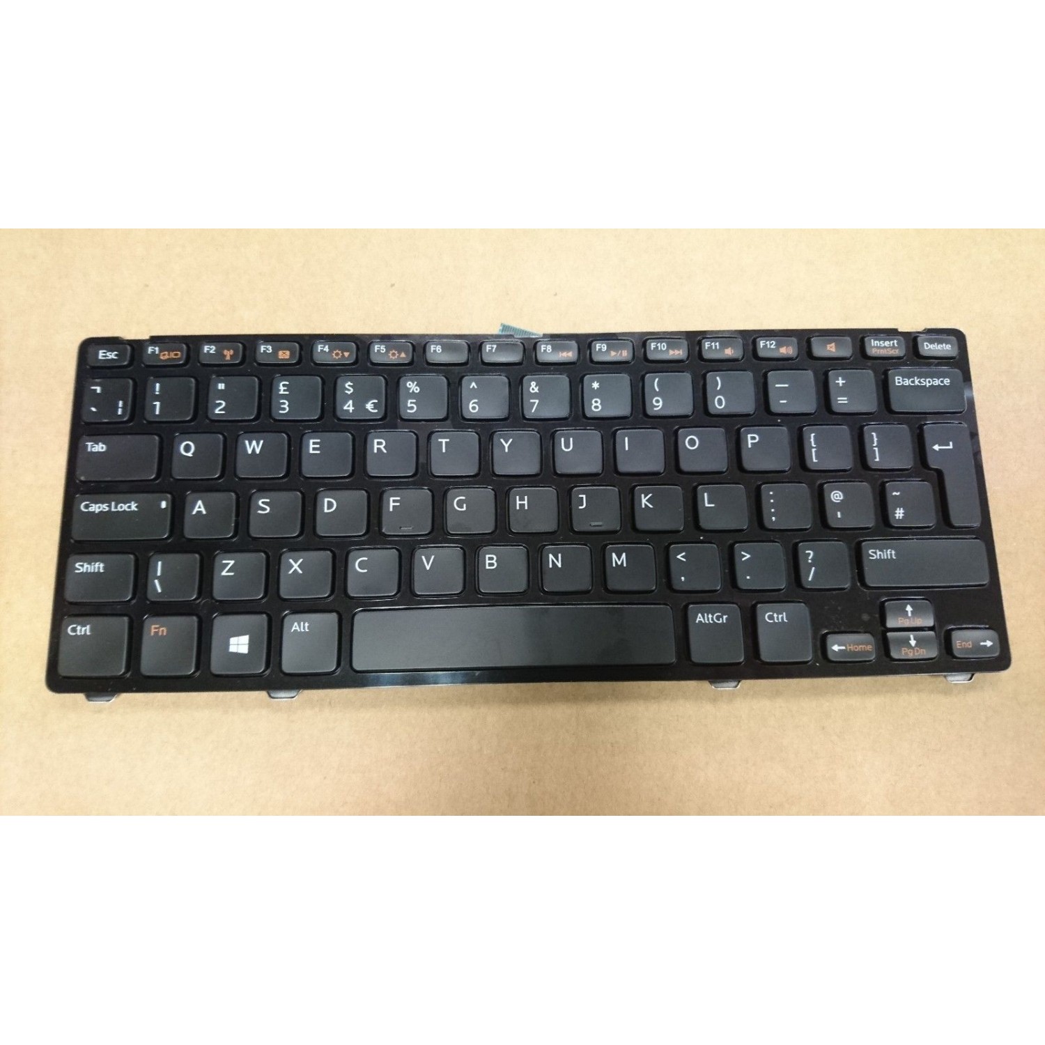 Tastatura laptop noua DELL 14Z-5423 14Z-3360 Glossy Frame Black UK DP/N RWX2J