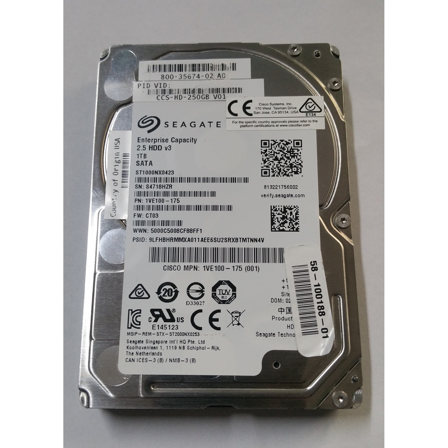 Hard disk nou Seagate Enterprise 1TB SATA 2.5" ST1000NX0423 15mm grosime Hardisk-uri Server