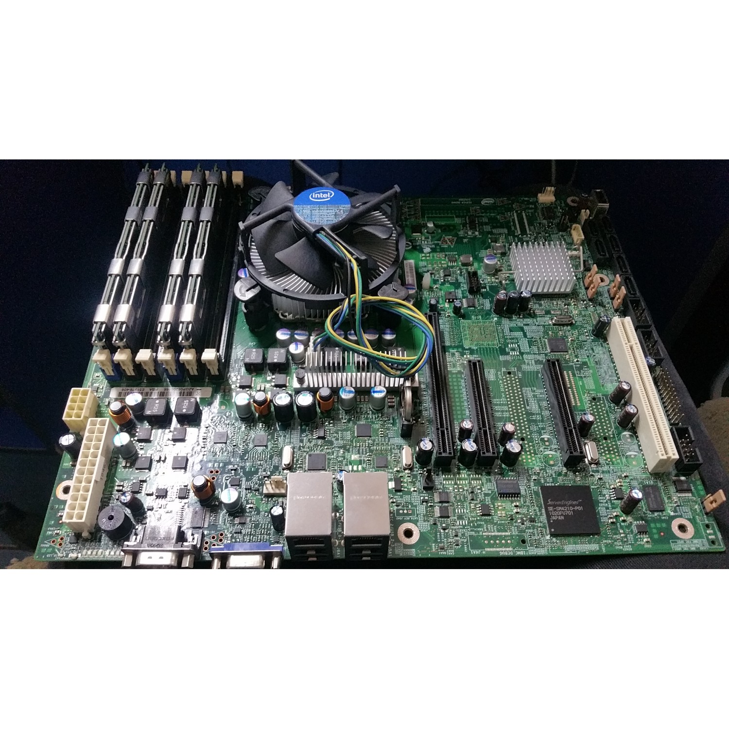 Kit placa de baza INTEL S3420GP cu procesor Intel Xeon Quad X3430 si memorie RAM 16GB DDR3