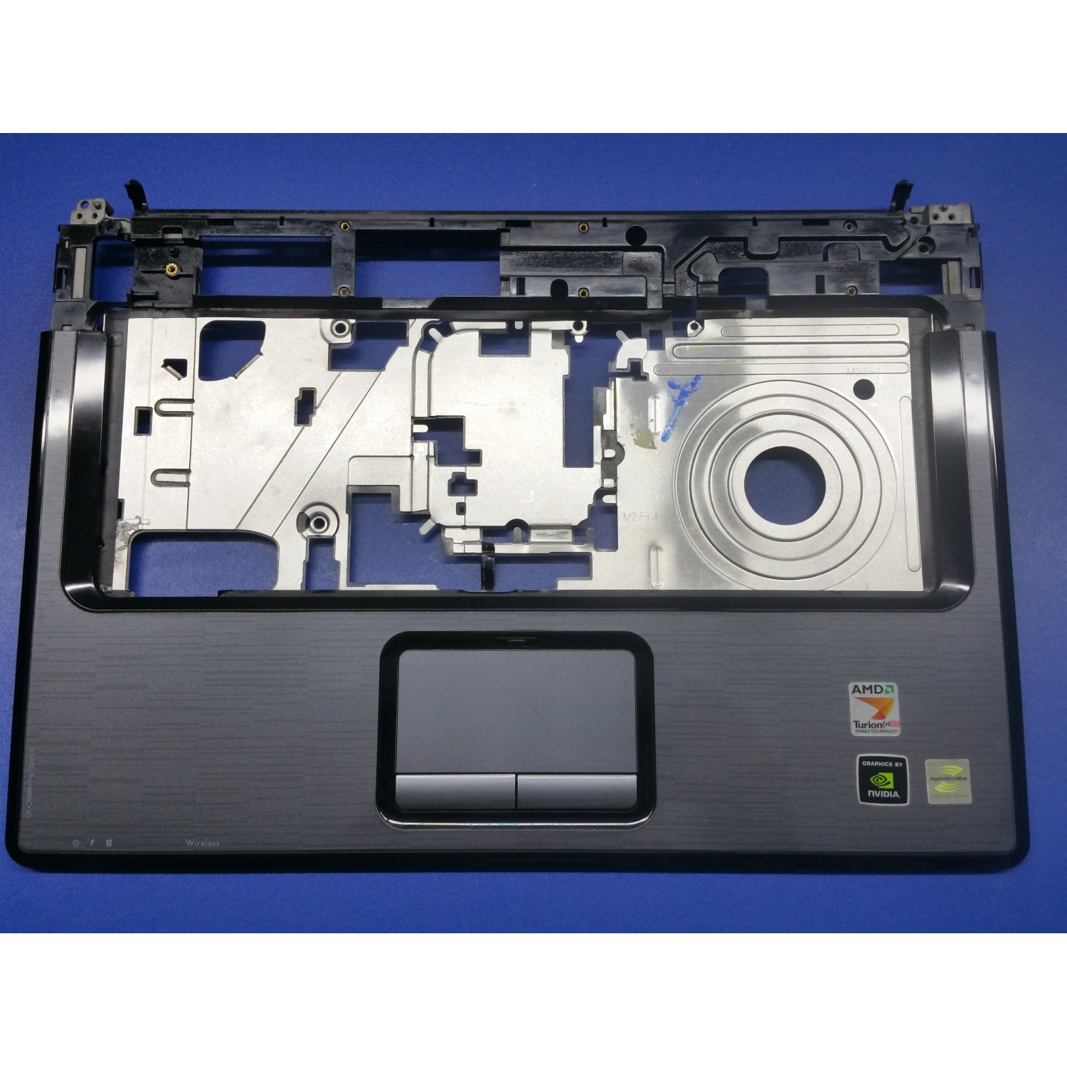 Palmrest cu touchpad laptop HP Presario V6000