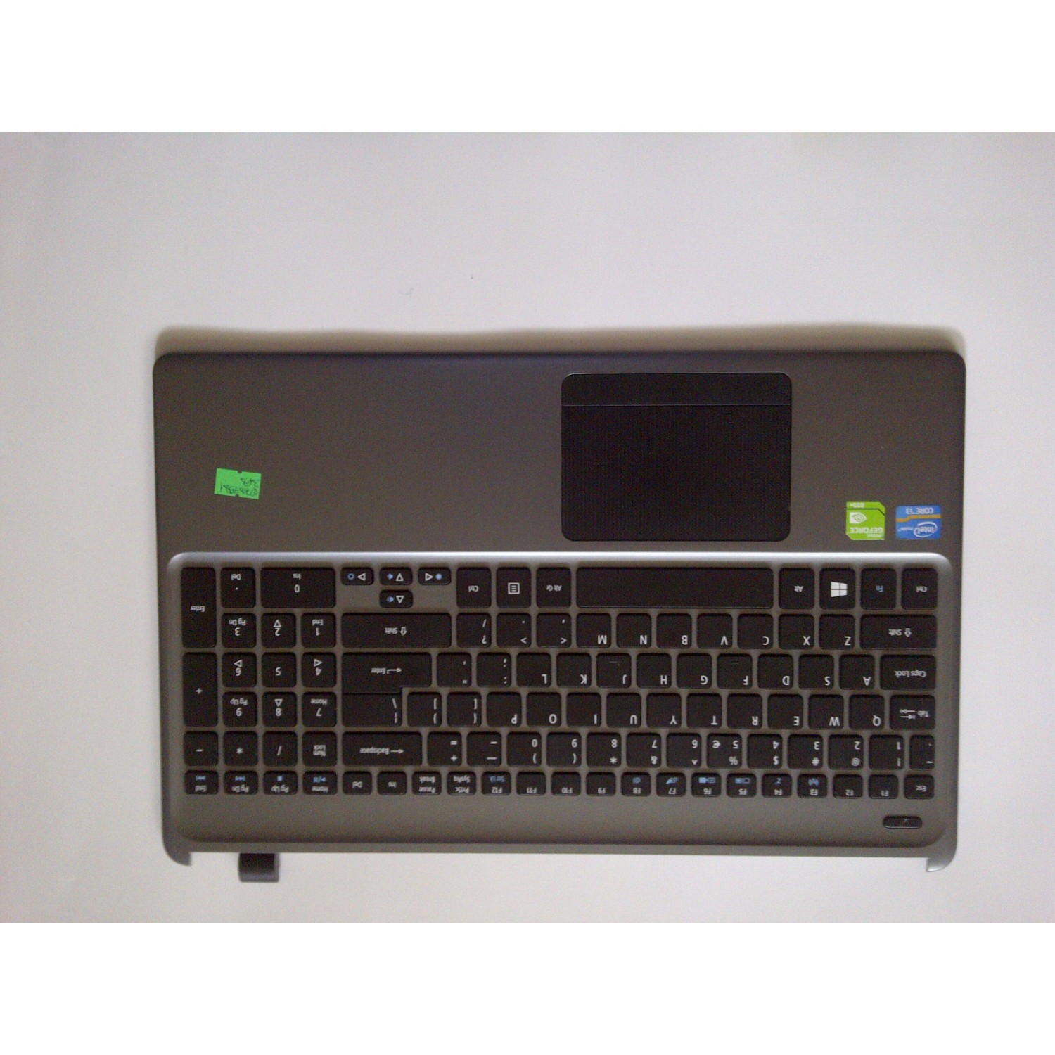 Palmrest cu touchpad si tastatura Acer Aspire E1