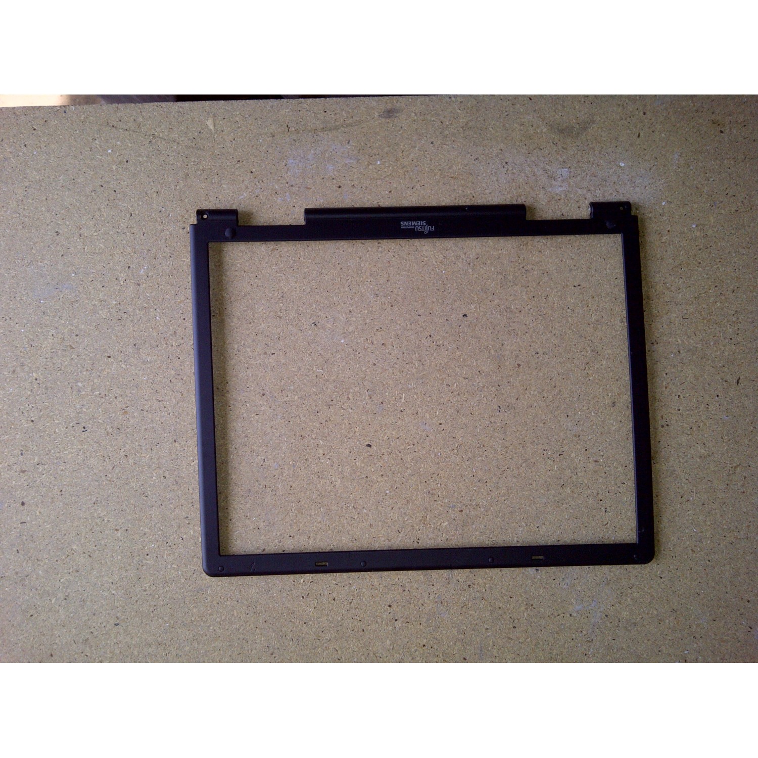 Rama LCD Fujitsu Amilo Pro V2020 83-UG5080-00