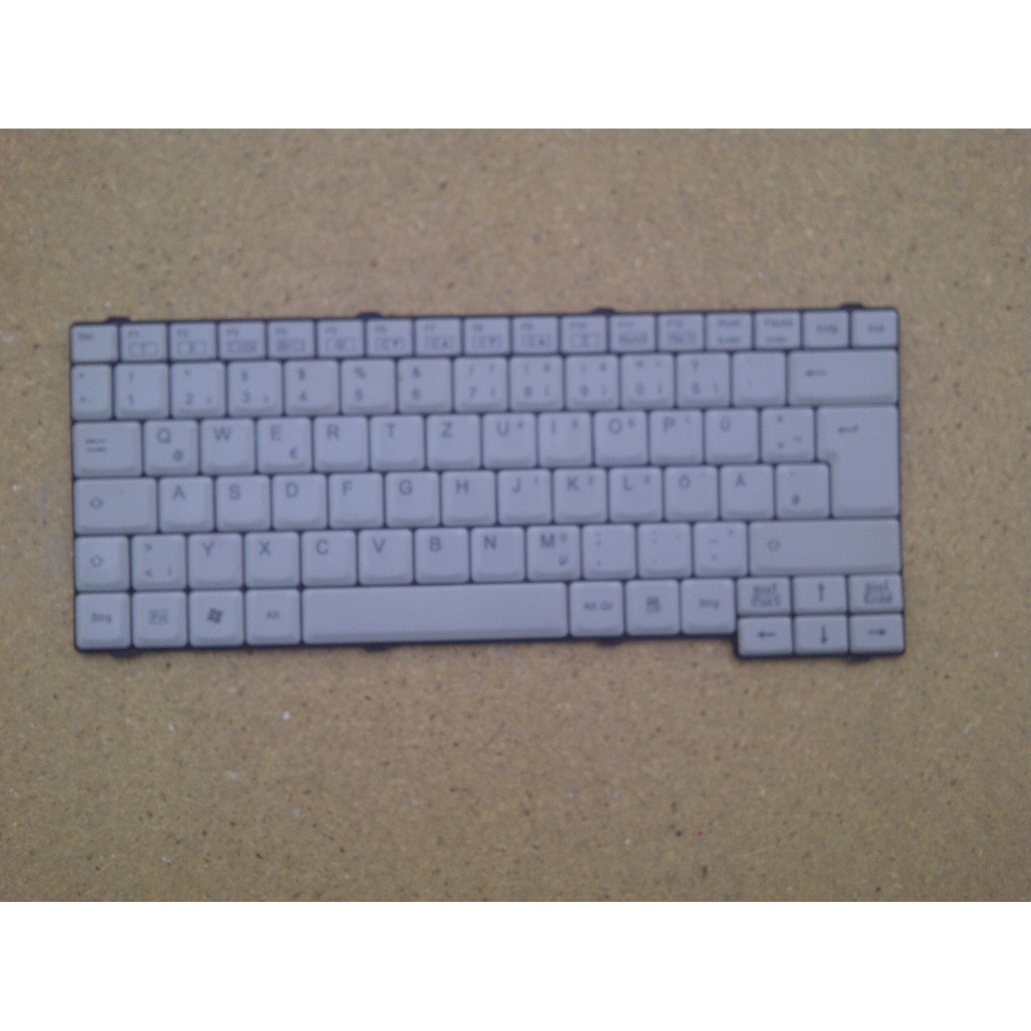 Tastatura Germania Fujitsu Amilo Pro V2065 99.N6682.F0G