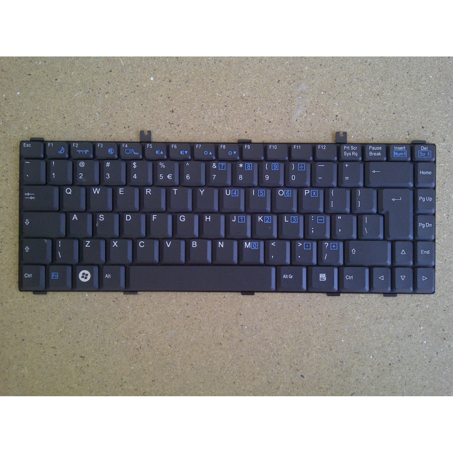 Tastatura Fujitsu Siemens Amilo La 1703 US 6037B0021503