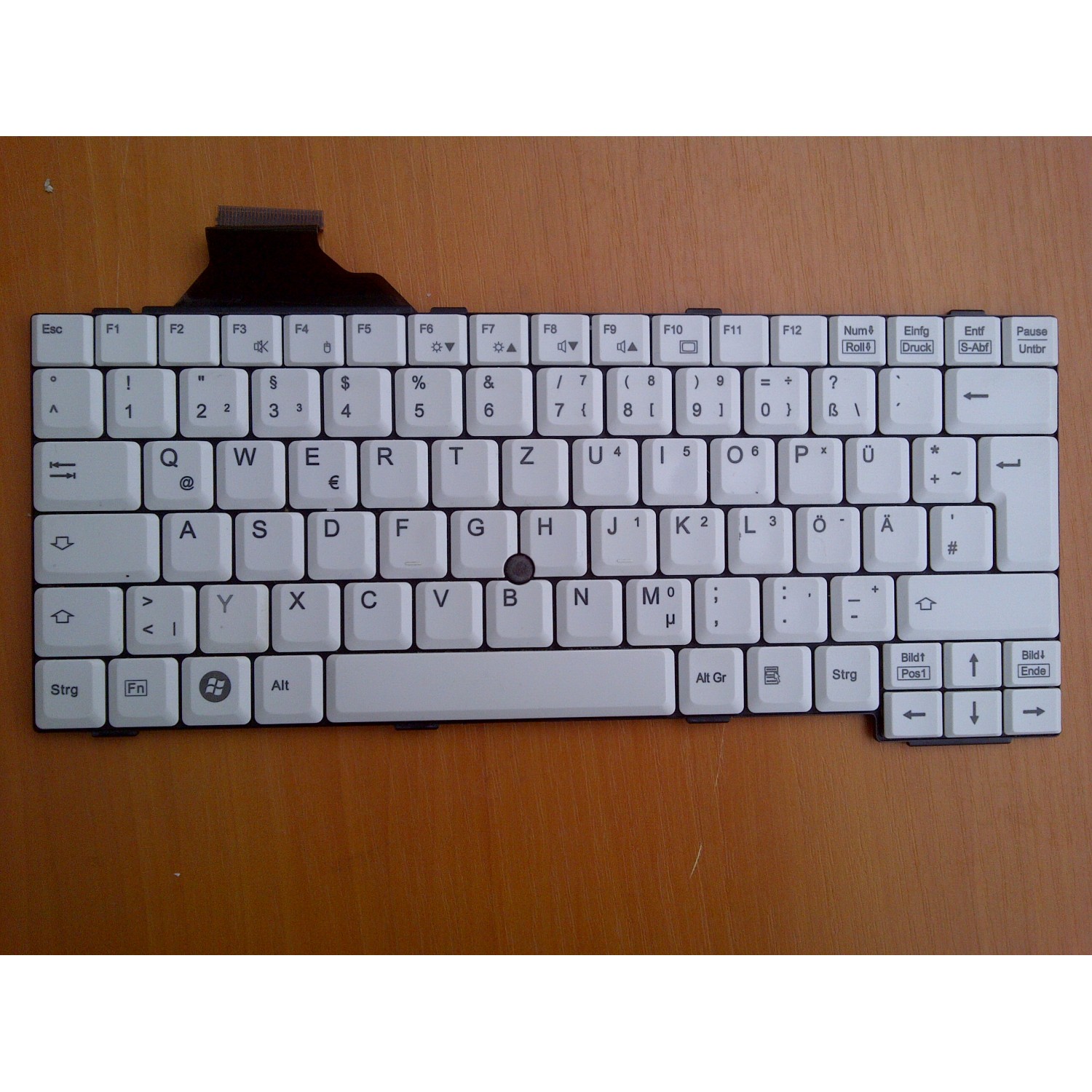 Tastatura Fujitsu Lifebook E780 -(297221-02)