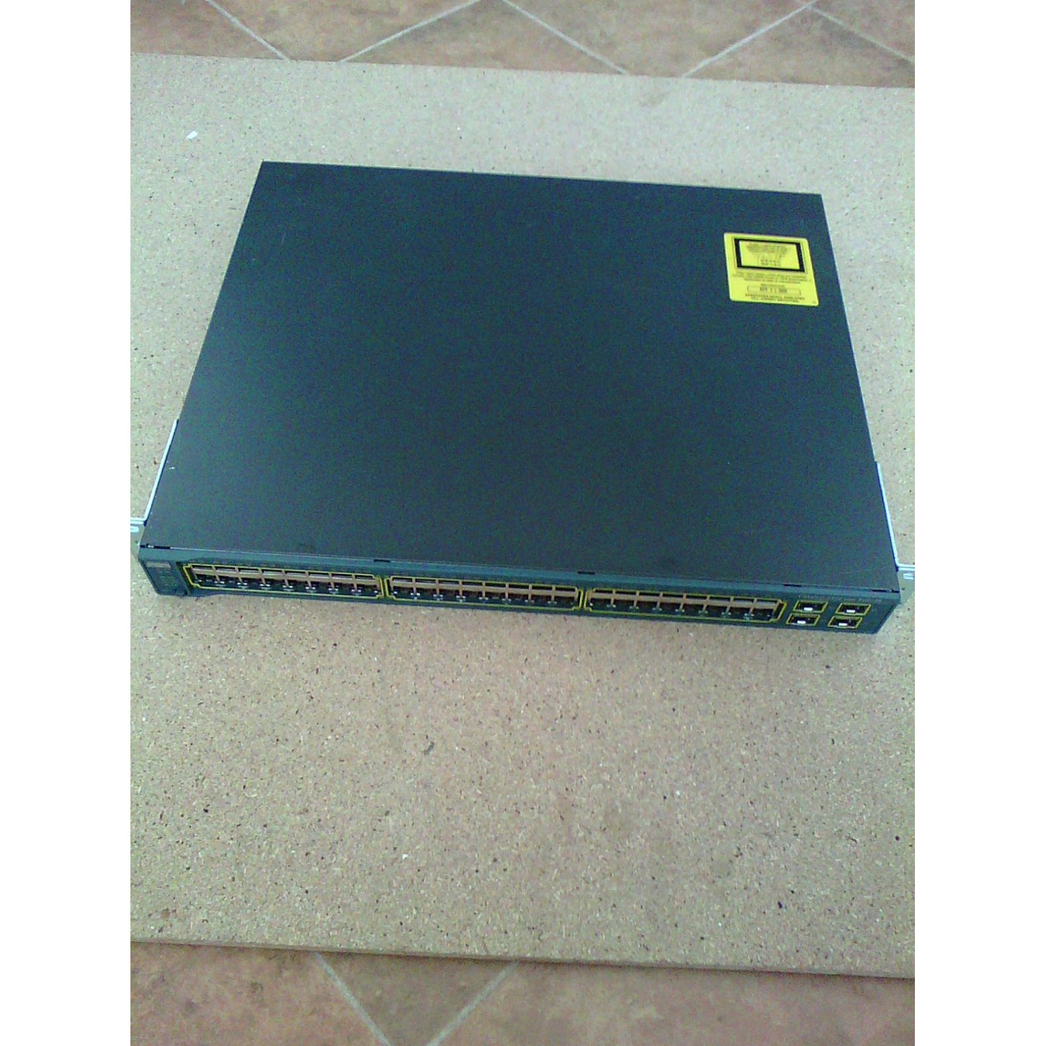 Switch Cisco 3560 Series PoE-48 Switch WS-C3560-48PS-S V04
