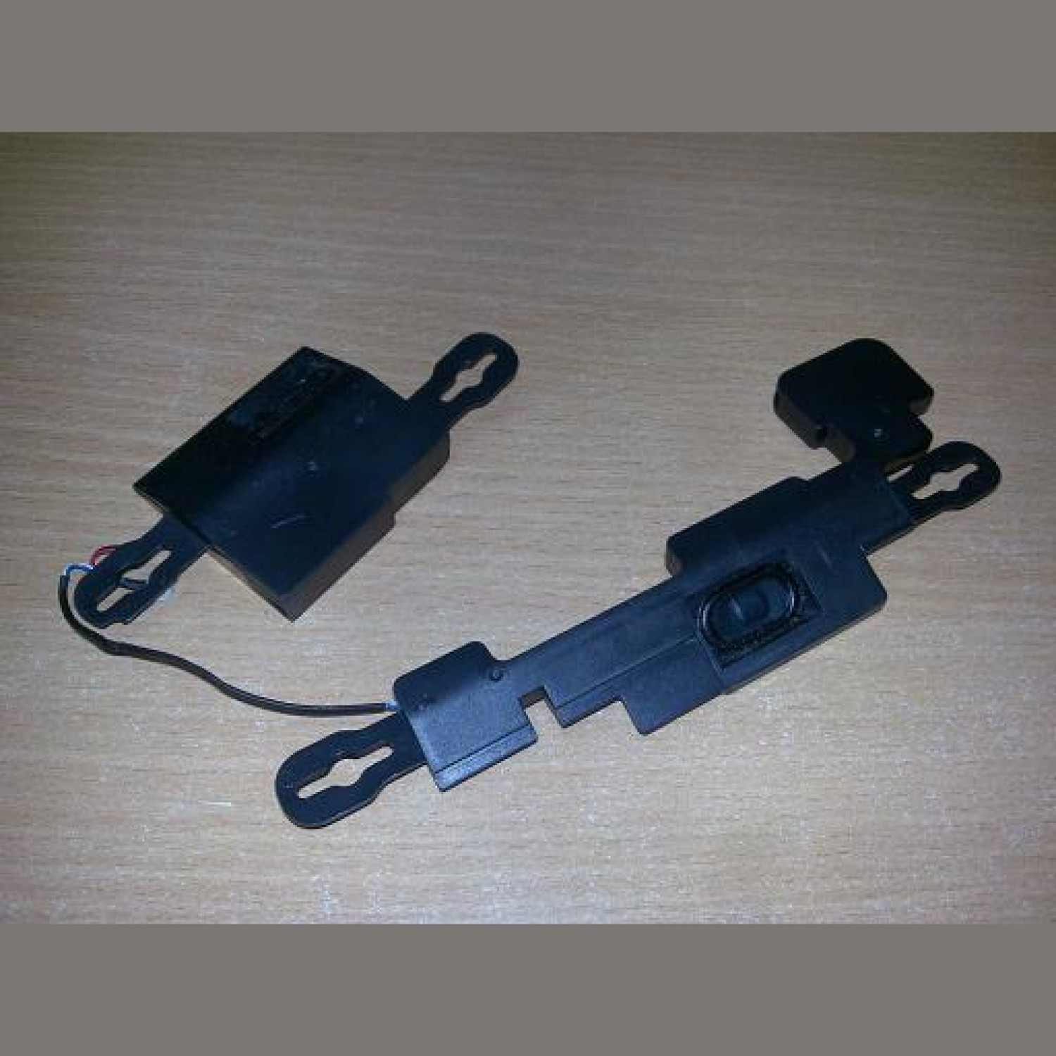 Set difuzoare noi  Dell Vostro 3550 DP/N 8J85X