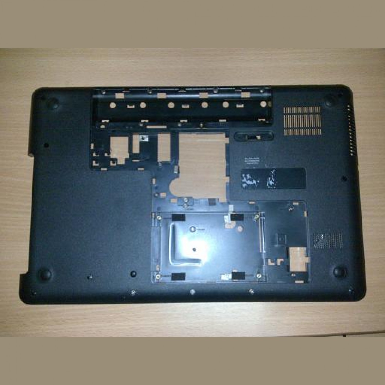Bottomcase HP Pavilion 2000-219 (646114-001)