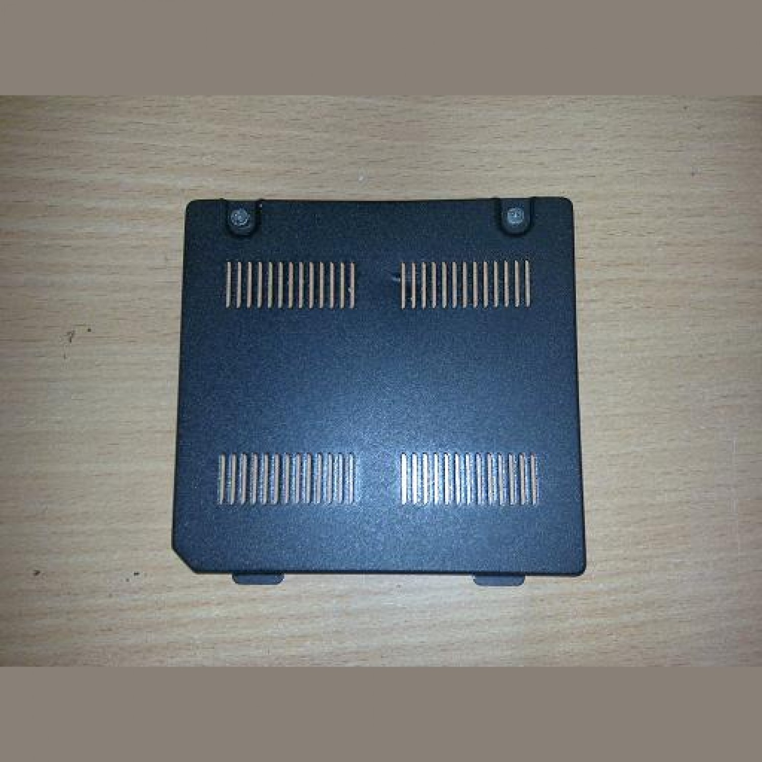 Capac RAM Dell XPS M1710 AM004000C00