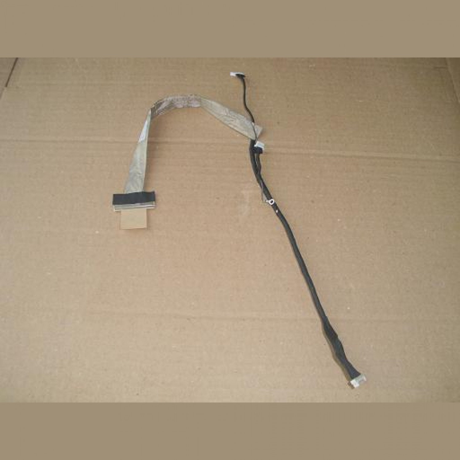 Cablu LCD Nou Toshiba Satellite P500