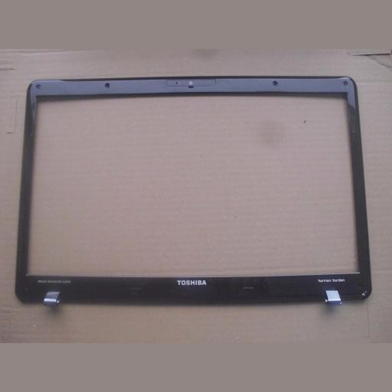 Rama LCD Toshiba Satellite P775 AP0I7000B00