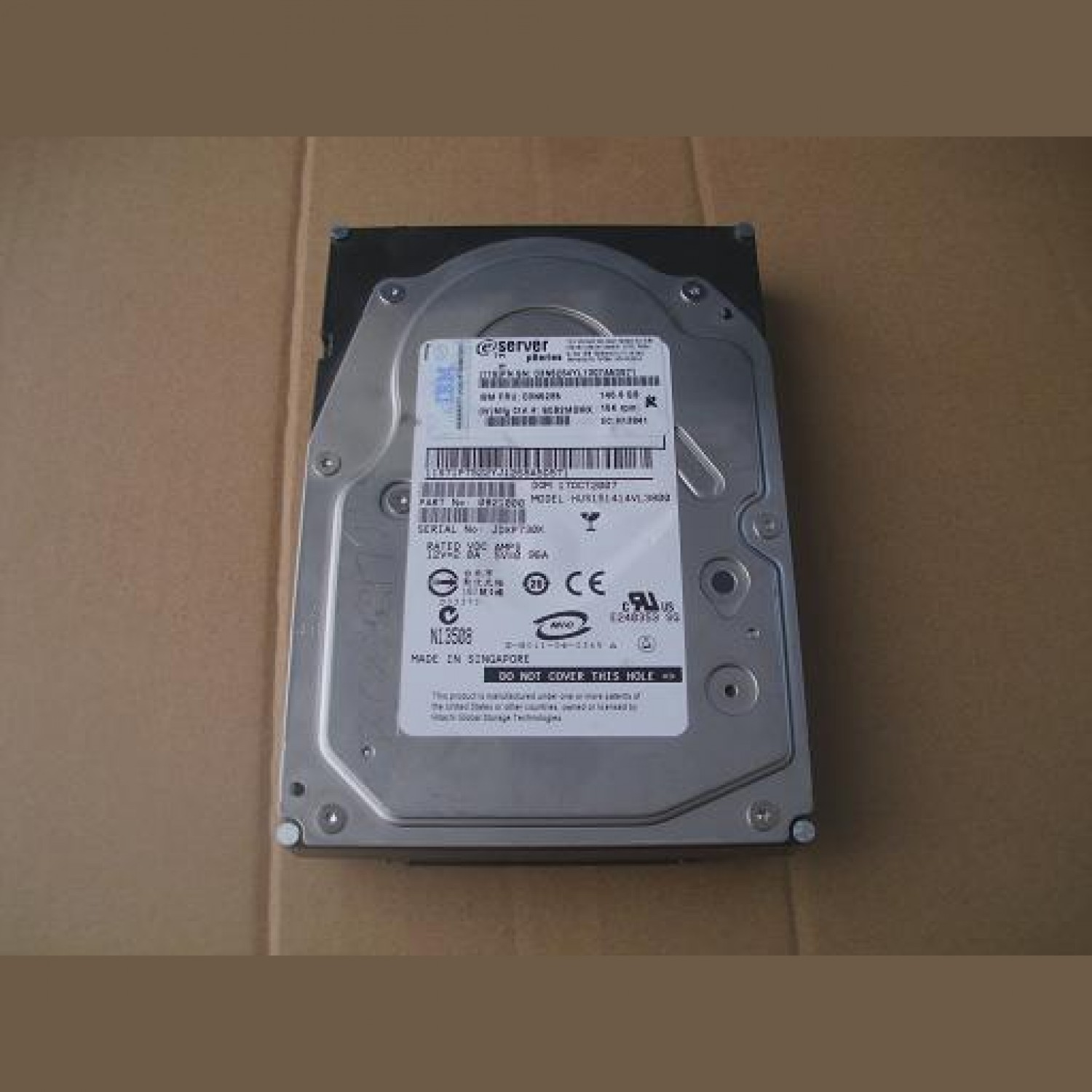 Hard disk server IBM 146GB 15K SCSI FRU:03N5285
