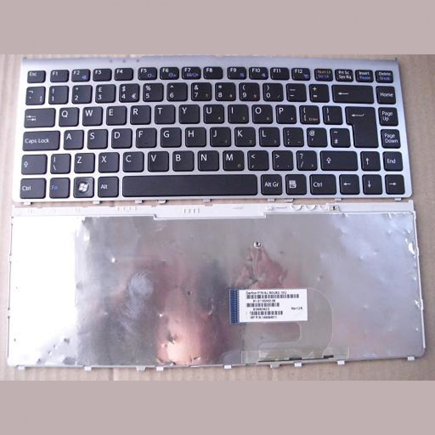 Tastatura laptop noua SONY VGN-FW Silver Frame Black(Pulled) UK