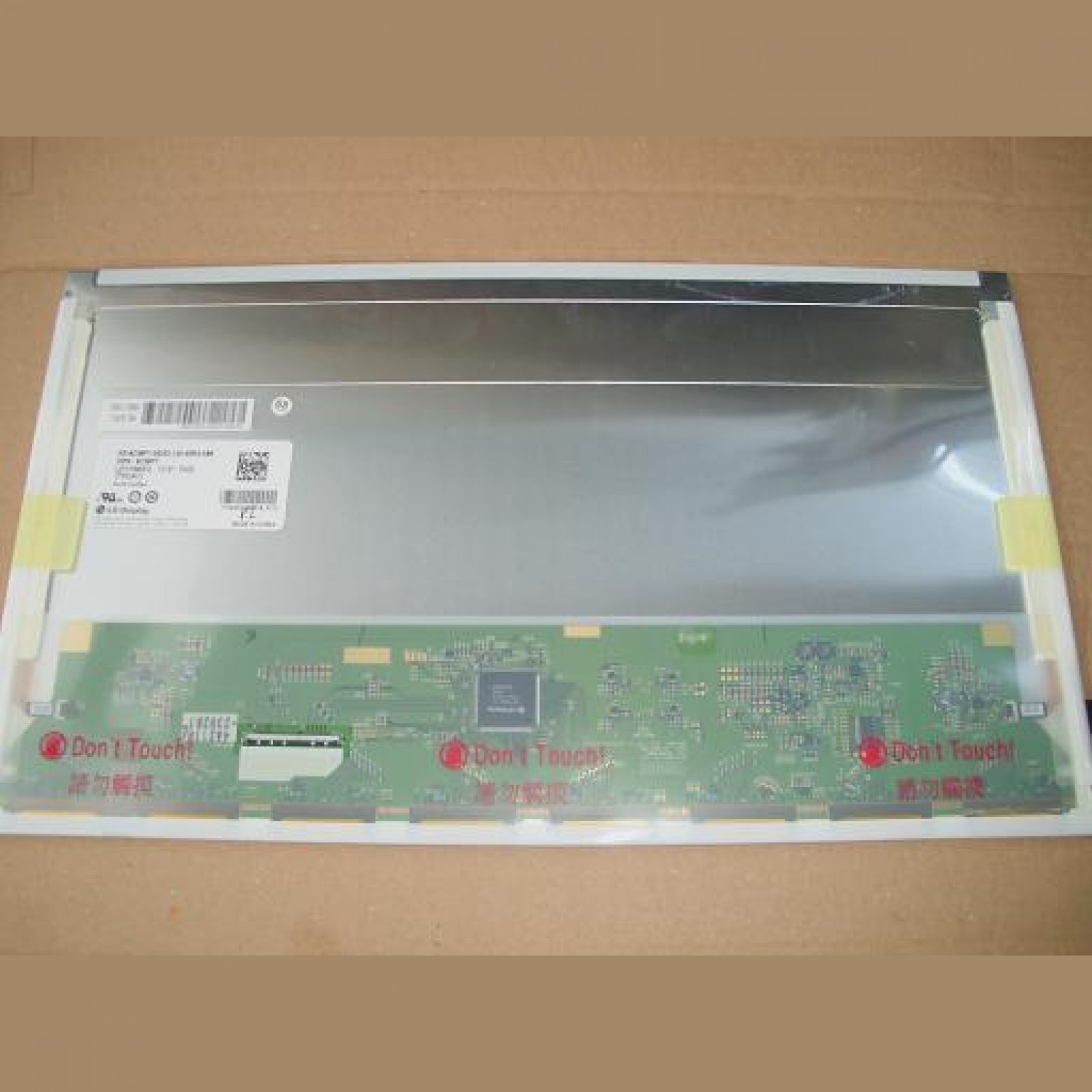 Display laptop nou LP173WF2(TP)(A1) 17.3'' 1920 x 1080 Full HD  DP/N:C30PY L702x  M17xR3