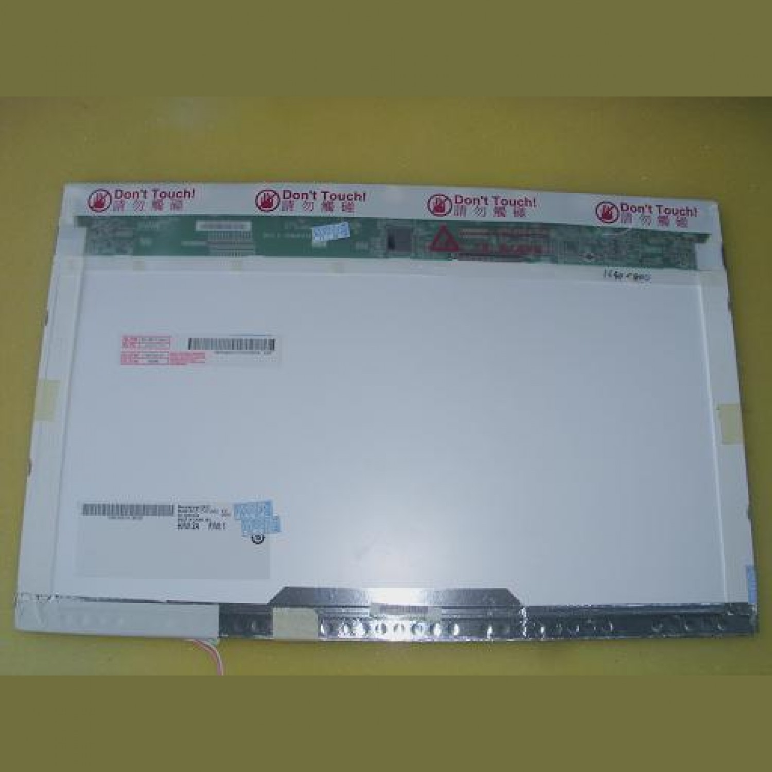 AU Optronics B154PW02 V.2 15.4"   WXGA+  1440x900  (Glossy)  1 CCFL