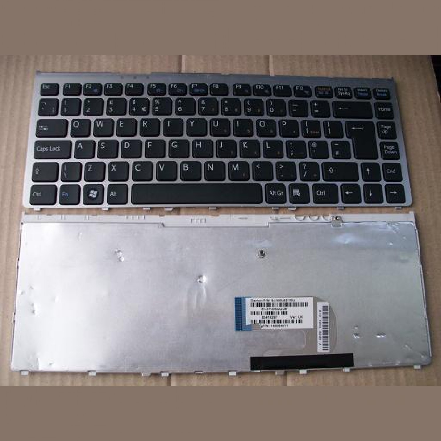 Tastatura laptop noua SONY VGN-FW Silver Frame Black(Pulled) UK