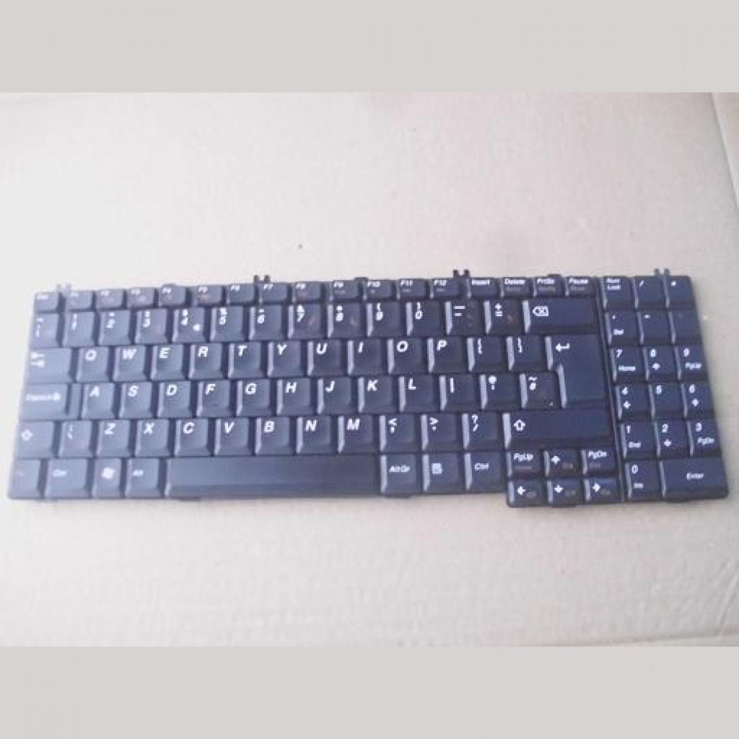 Tastatura laptop second hand LENOVO G550