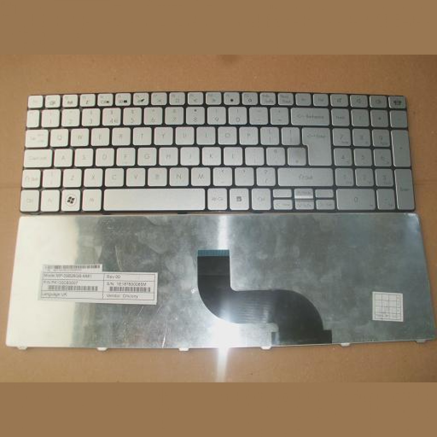 Tastatura laptop noua GATEWAY ID 15.6/PACKARD BELL TM81 TM86  NV50 SILVER