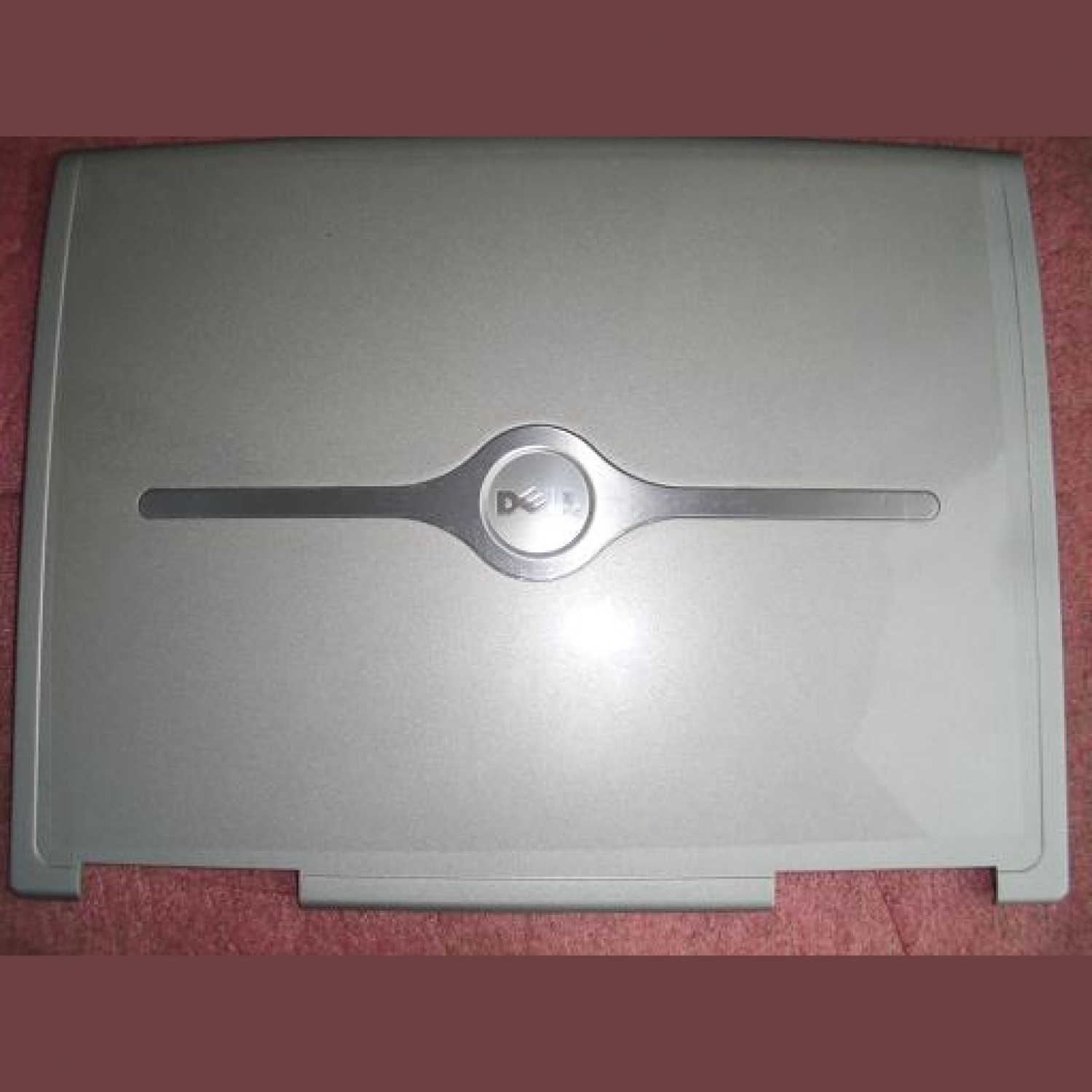 Capac LCD nou in tipla 8500