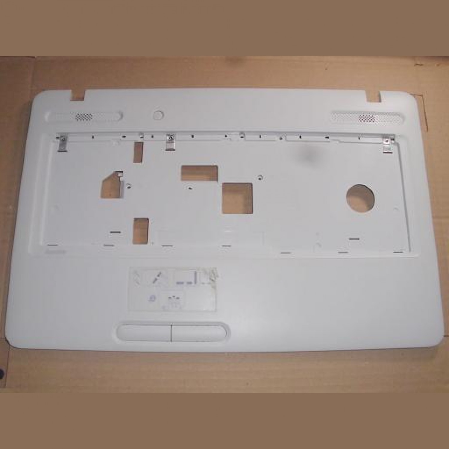 Palmrest Toshiba Satellite C670 WHITE ca nou