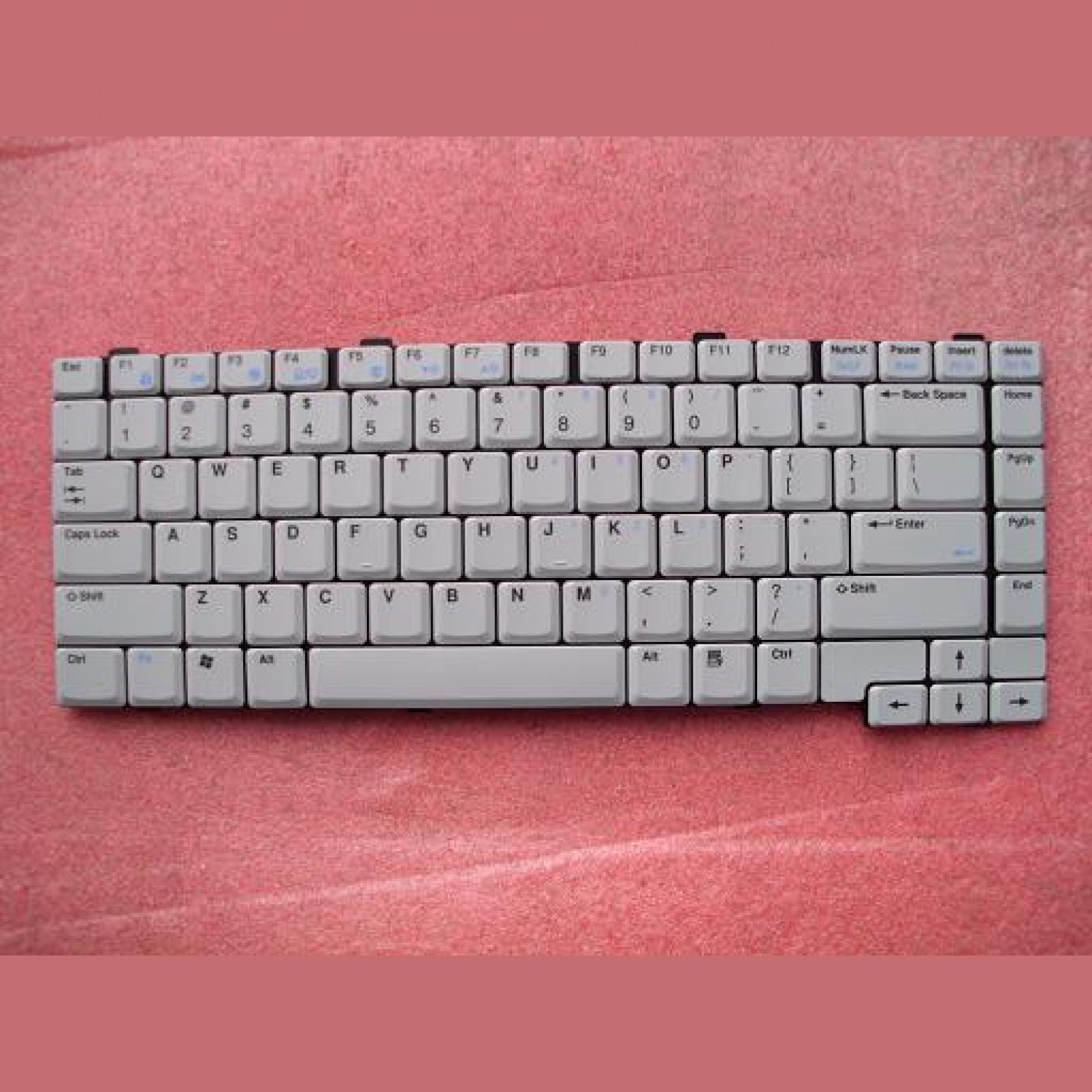Tastatura laptop noua RoverBook Nautilus Z550 WHITE