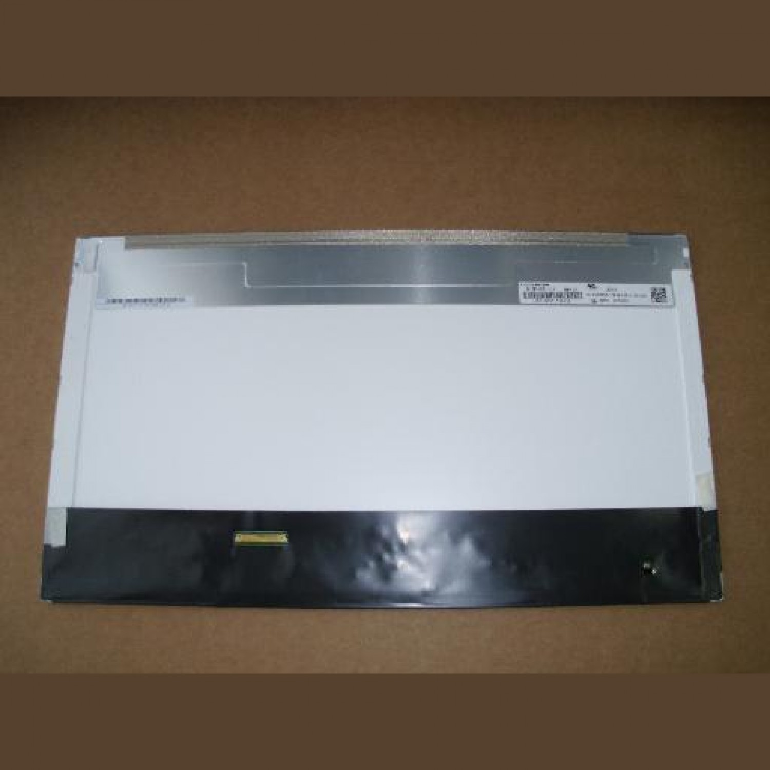 Display laptop nou Innolux N156HGE-L11 15.6'' Full HD VCM8X LED Glossy 40 pin