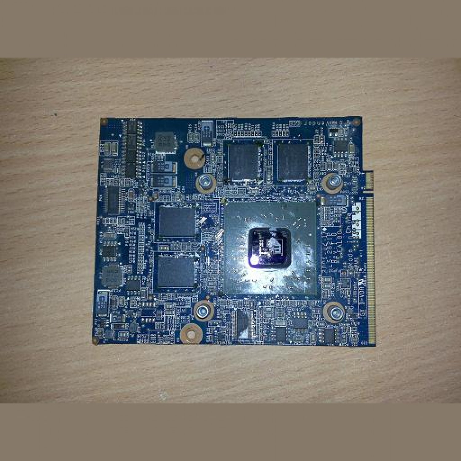 Placa video defecta  HP Compaq NX9420 ATI Radeon X1600 256MB 409979-001