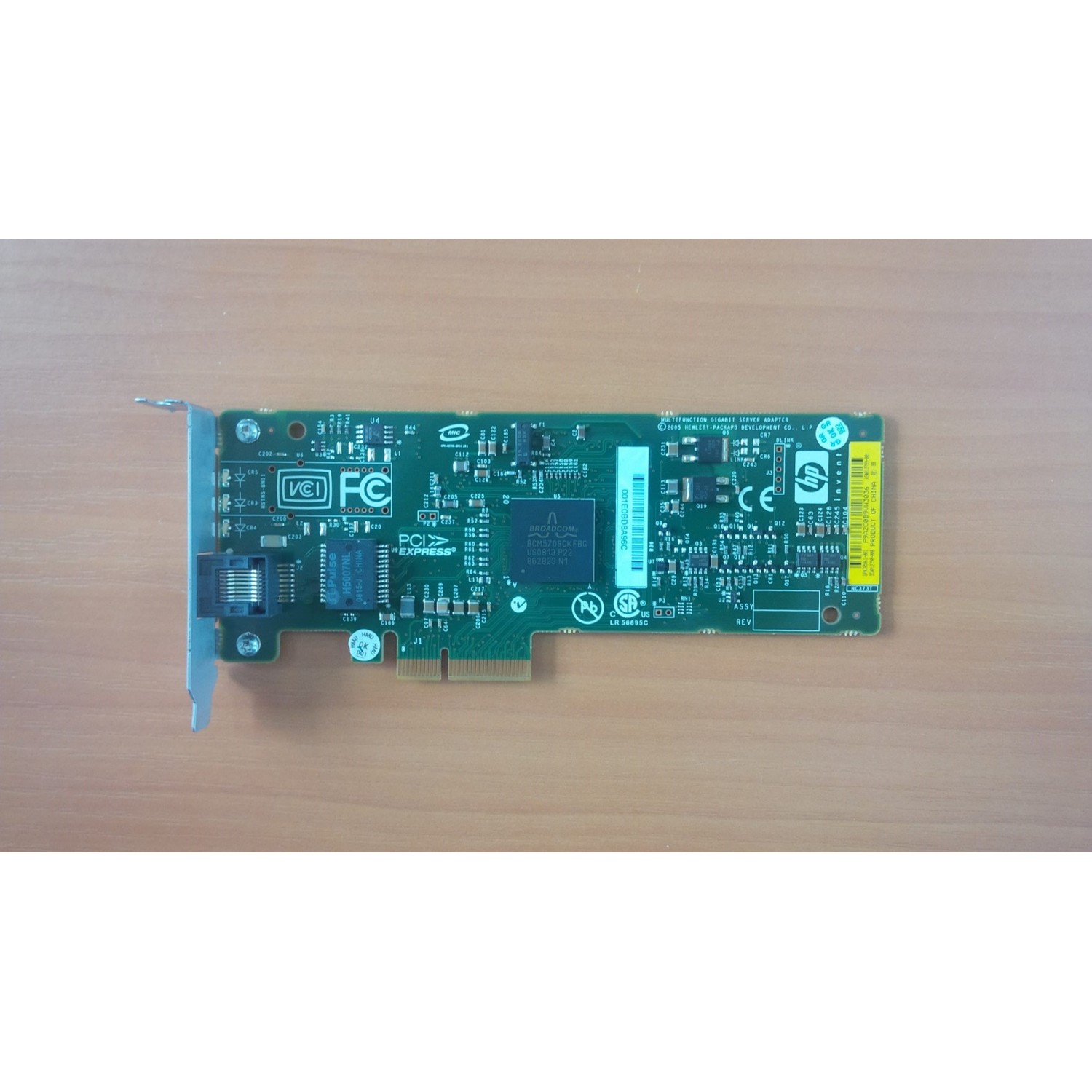 Placa de retea server Gigabit PCi-e 10/100/1000 HP 395861-001 LOW Profile
