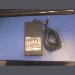 ALIMENTATOR TOSHIBA 15V 3A